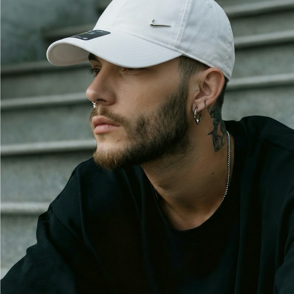 Nike White Adjustable Baseball Cap M/L Men